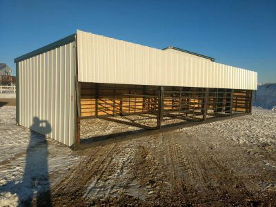 12×40 With Working Area, 3/8″ Plywood Between Frame And Sheeting, Optional Adjustable Storm Awning
